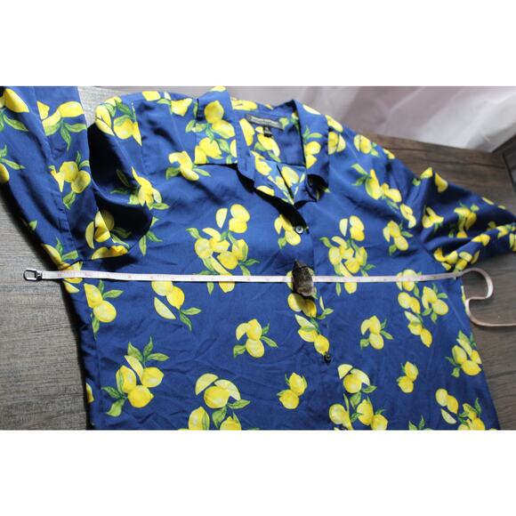 Banana Republic Button Up Long Sleeve Blouse Navy Blue Lemon All over Print XL - Picture 7 of 9